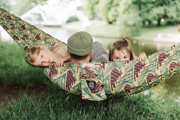 Hammock (straps included)