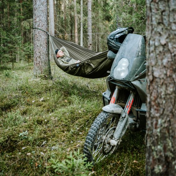 Hammock with insulation