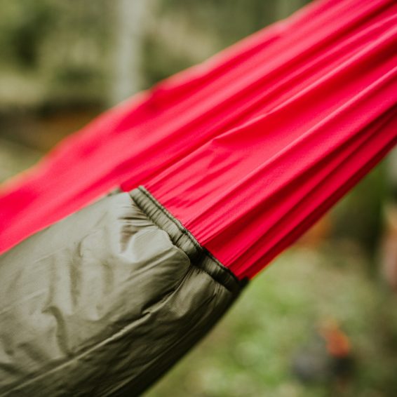 Hammock with insulation