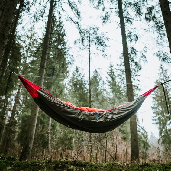 Hammock with insulation