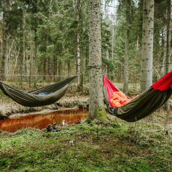 Hammock with insulation
